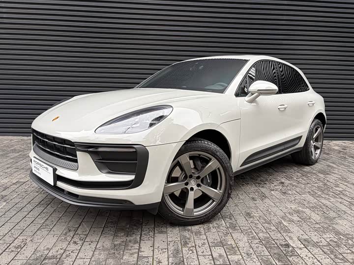 Фото 1 - Porsche Macan