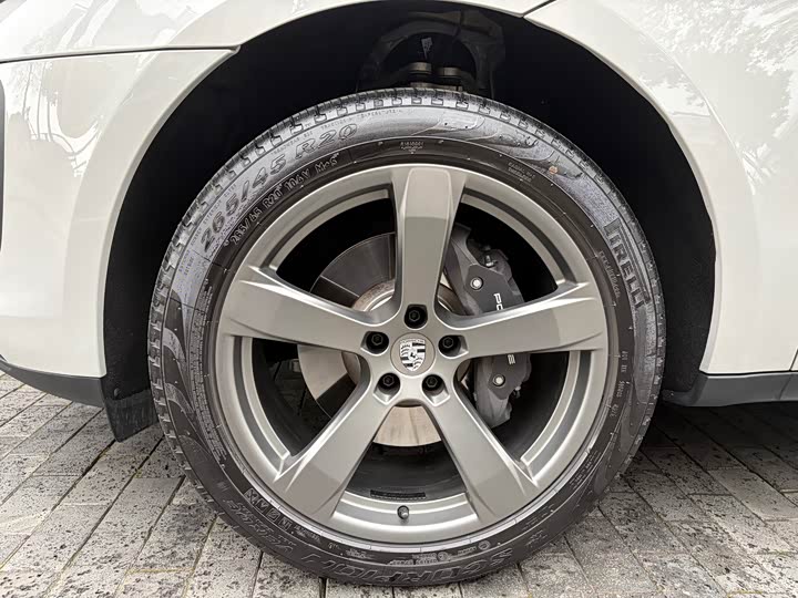 Фото 7 - Porsche Macan