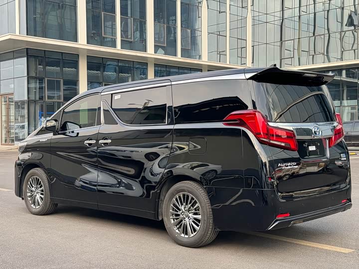 Photo 6 - Toyota Alphard