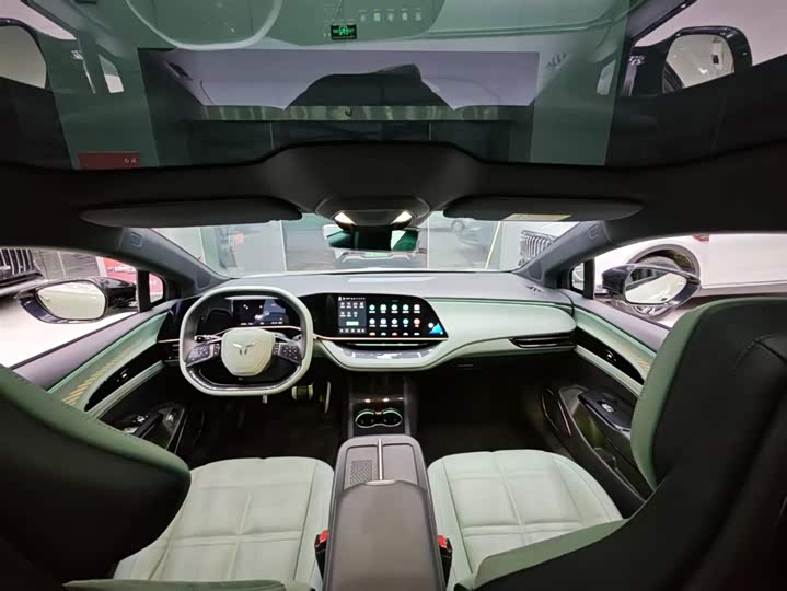 Фото 5 - Hongqi EH7