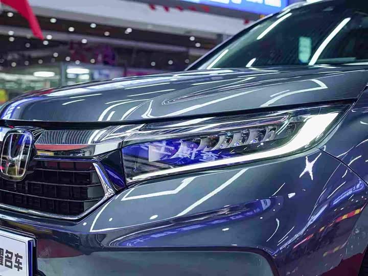 Photo 6 - Honda Avancier