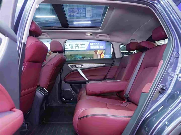 Photo 9 - Honda Avancier