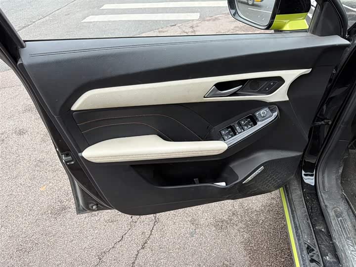 Фото 6 - Haval Chitu