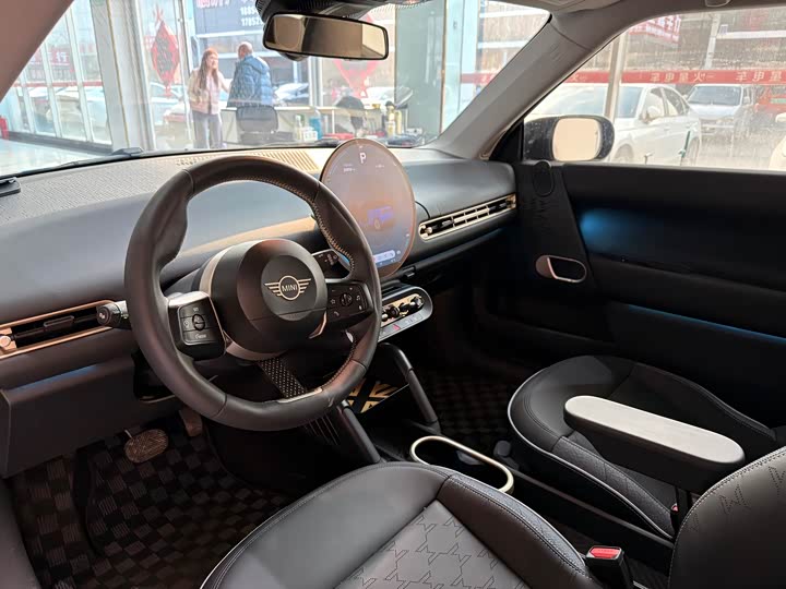 Фото 4 - Mini Cooper