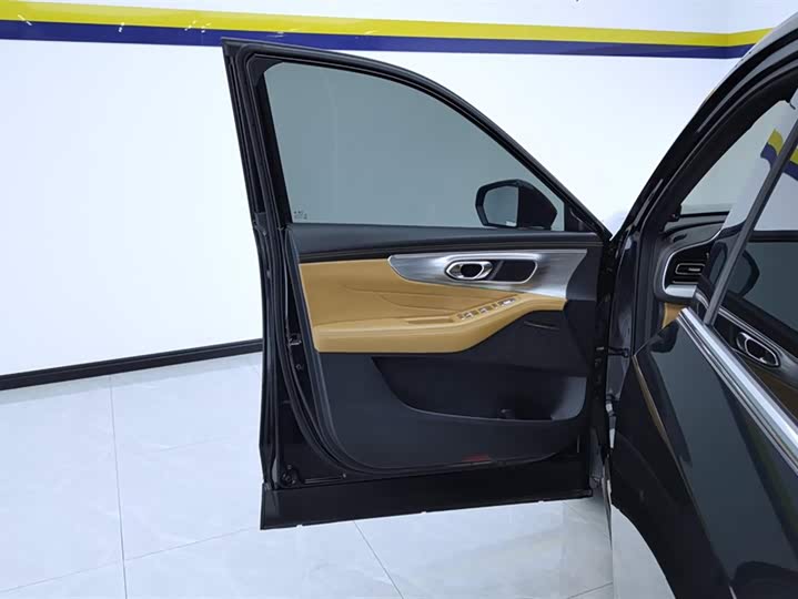 Фото 7 - GAC Trumpchi GS8