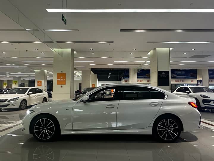 Фото 4 - BMW 3 Series