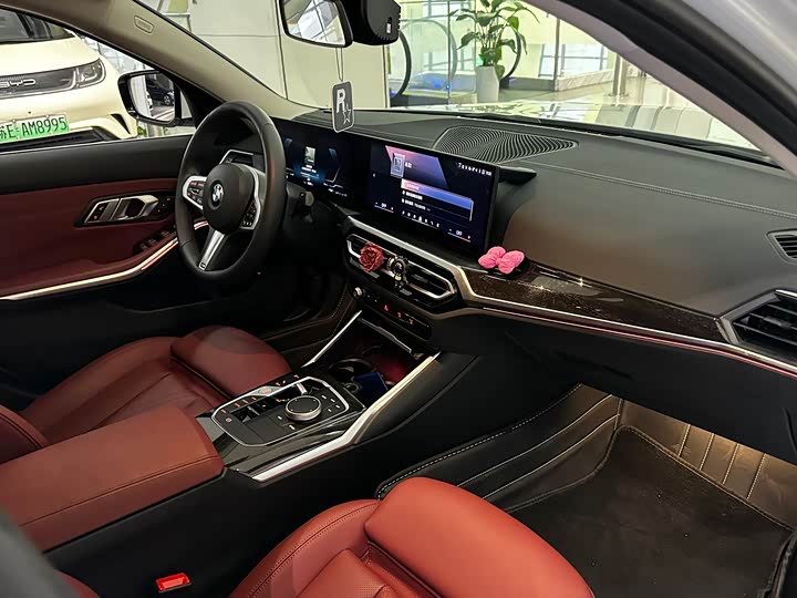 Фото 8 - BMW 3 Series