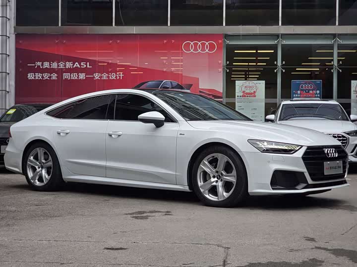 Фото 3 - Audi A7
