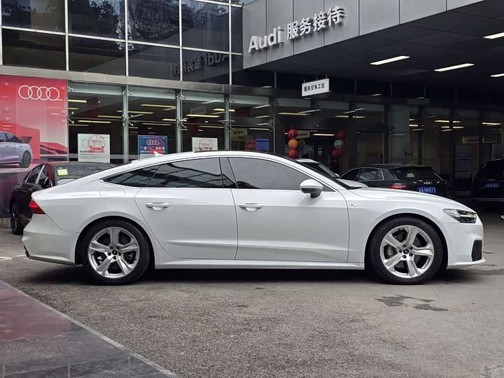 Фото 4 - Audi A7