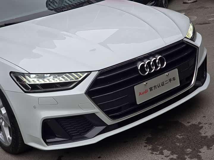 Фото 8 - Audi A7