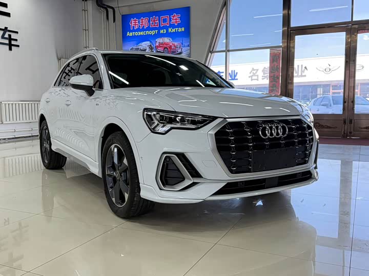 Фото 3 - Audi Q3