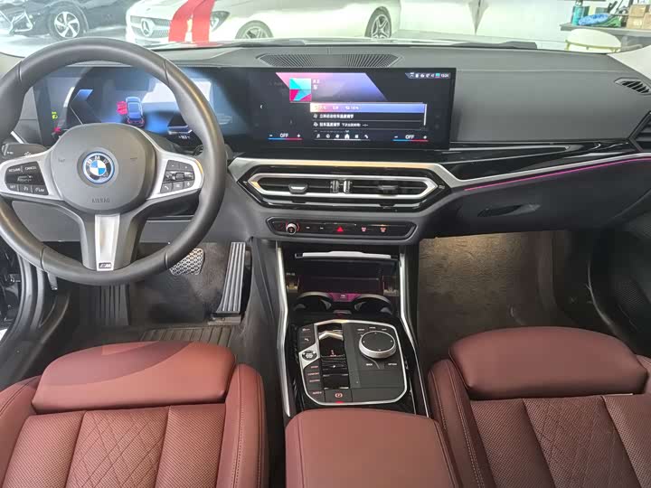 Фото 5 - BMW i3