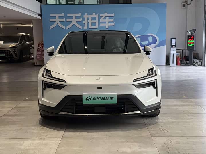 Фото 3 - Polestar 4