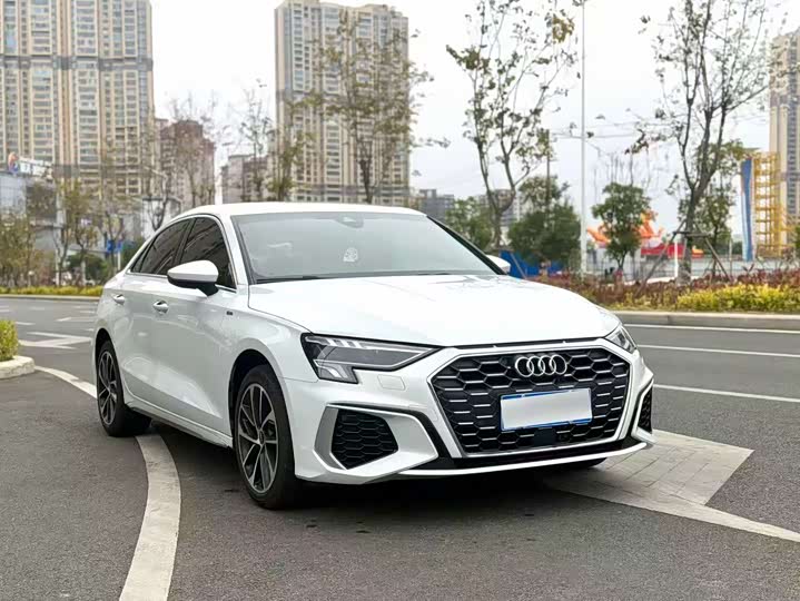 Фото 3 - Audi A3