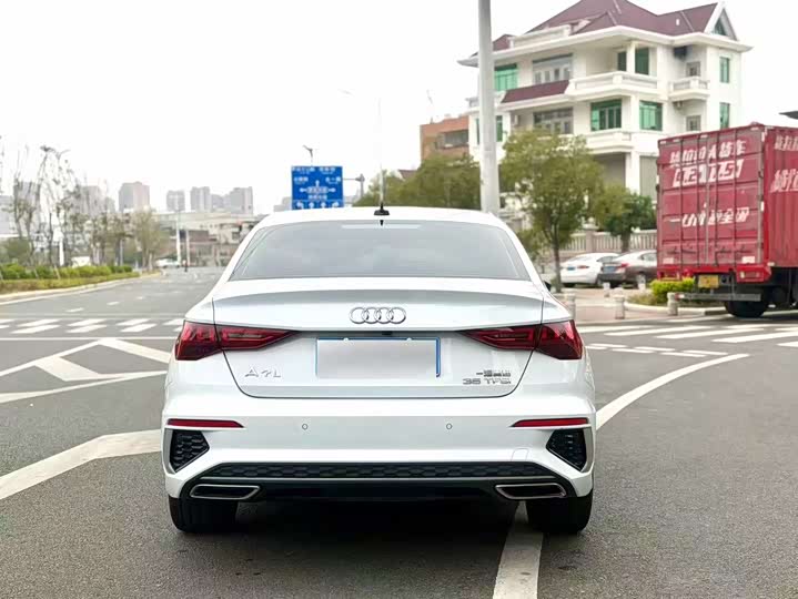 Фото 5 - Audi A3