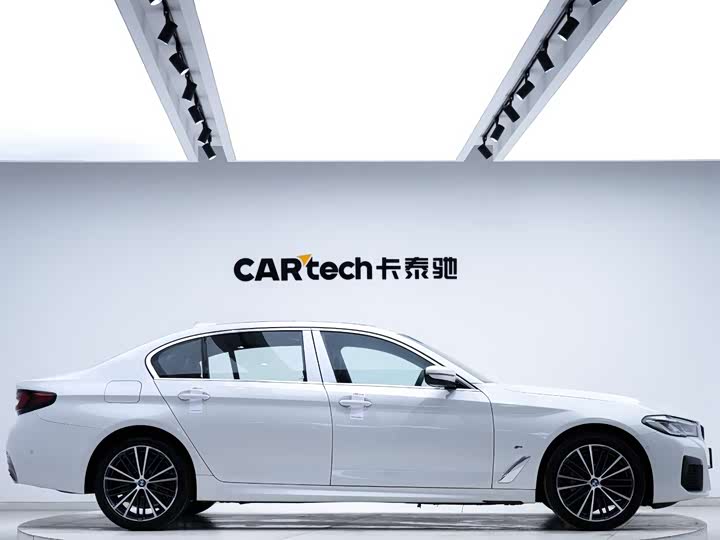 Zdjęcie 6 - BMW 5 Series