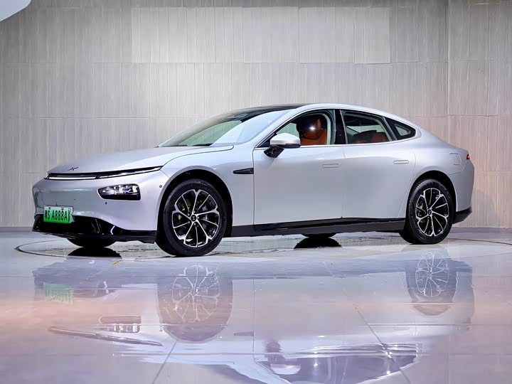 Фото 1 - XPeng P7