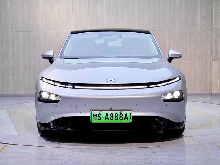 Фото 2 - XPeng P7