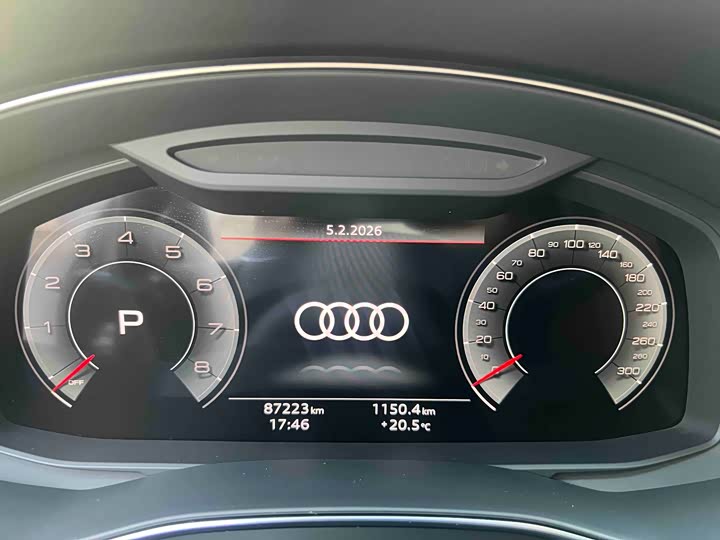 Фото 8 - Audi A6L
