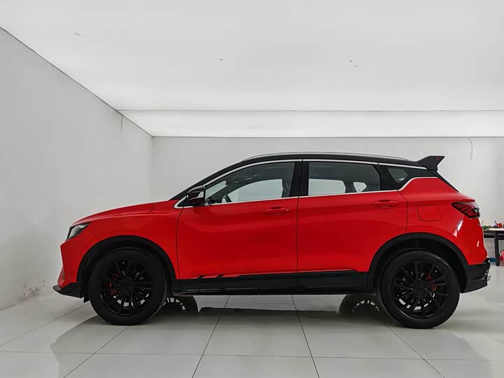 Фото 7 - Geely Coolray