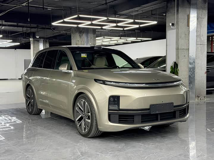 Photo 3 - LiXiang L8