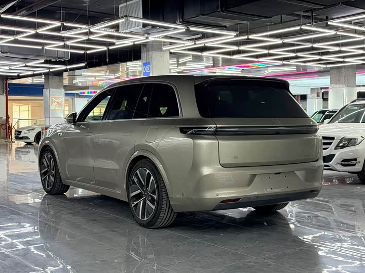 Photo 6 - LiXiang L8