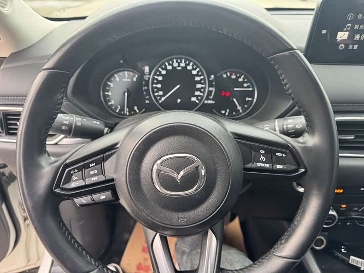 Фото 8 - Mazda CX-5