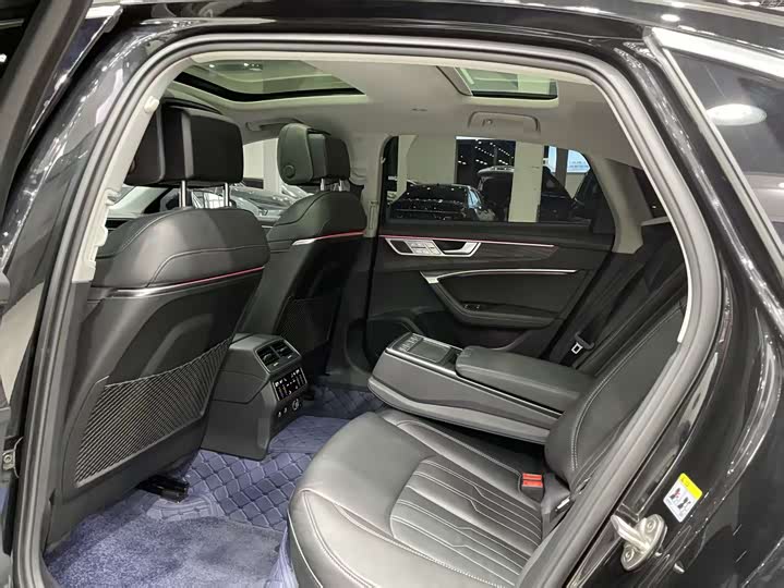 Фото 5 - Audi A6L