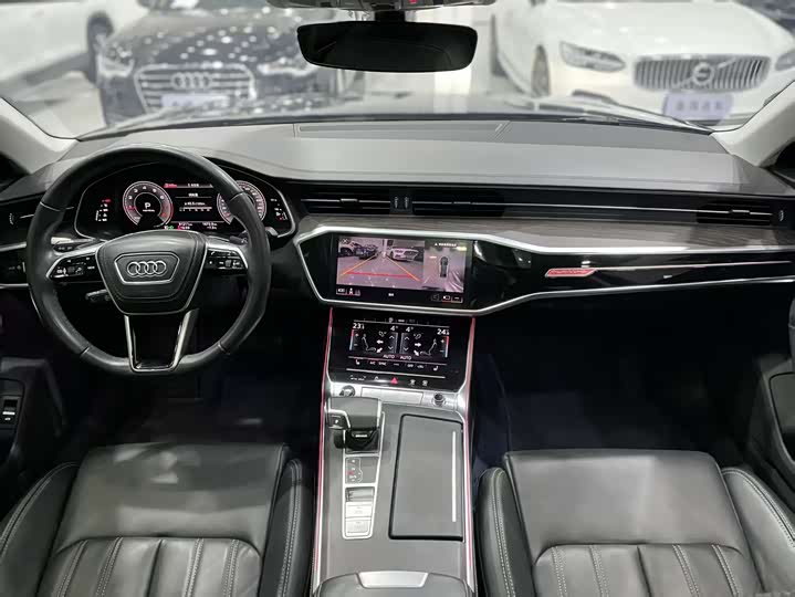 Фото 6 - Audi A6L