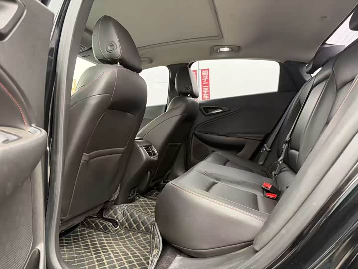 Фото 6 - Chevrolet Malibu XL