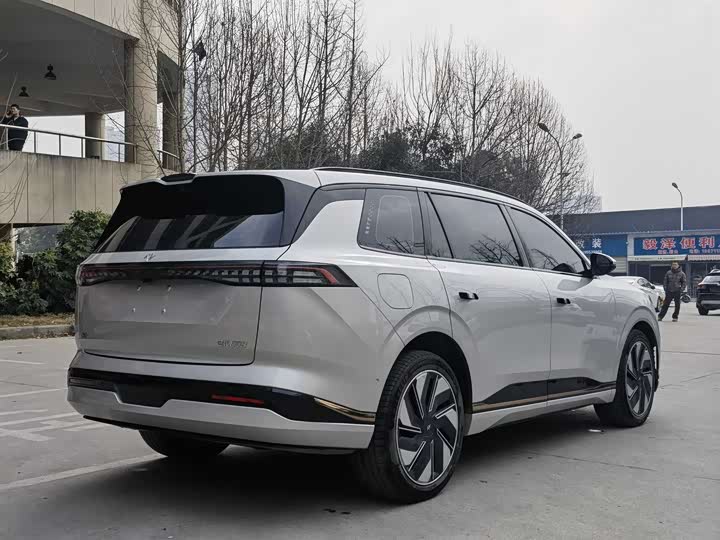 Фото 8 - Dongfeng Yipai eπ 008