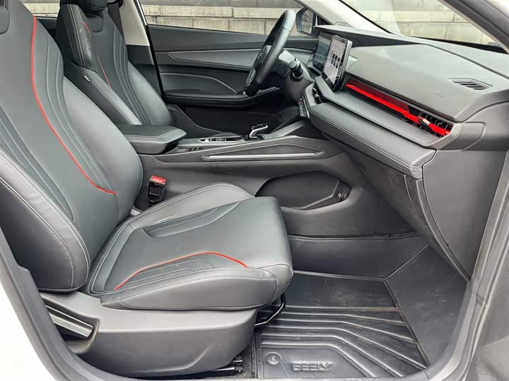 Фото 8 - Geely Binrui