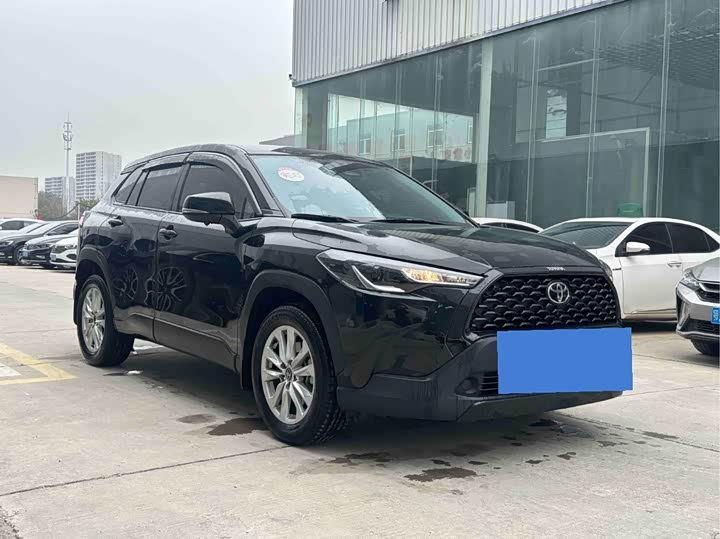 Photo 3 - Toyota Corolla Cross