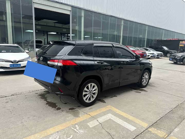 Photo 8 - Toyota Corolla Cross