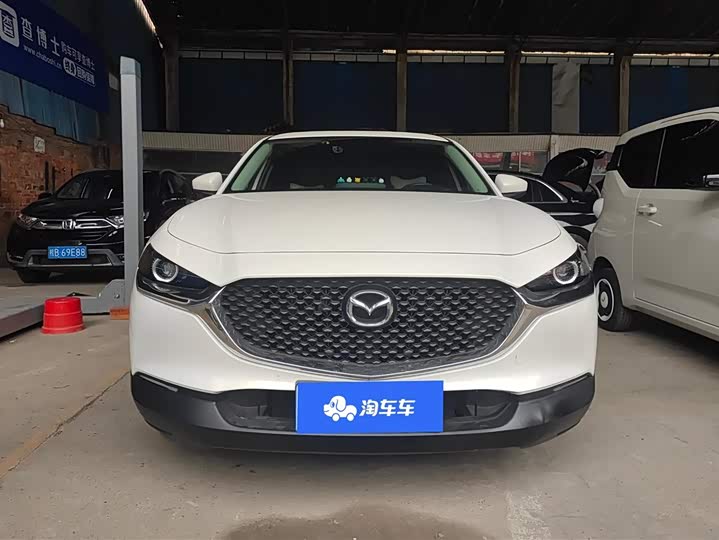 Фото 2 - Mazda CX-30