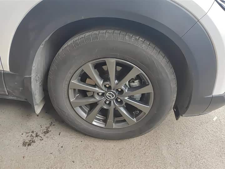 Фото 6 - Mazda CX-30