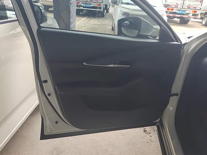 Фото 7 - Mazda CX-30