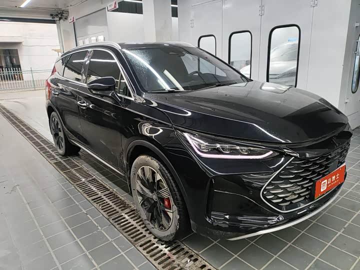 Фото 2 - BYD Tang Hybrid/EV