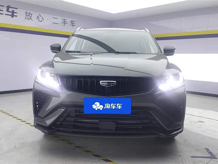 Фото 2 - Geely Coolray