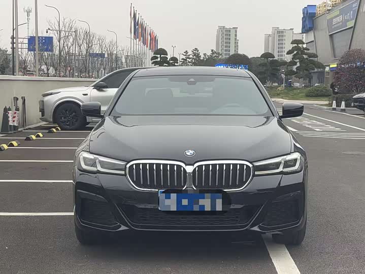 Фото 2 - BMW 5 Series