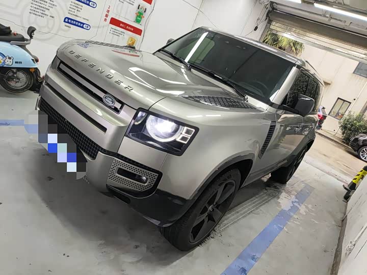 Фото 1 - Land Rover Defender