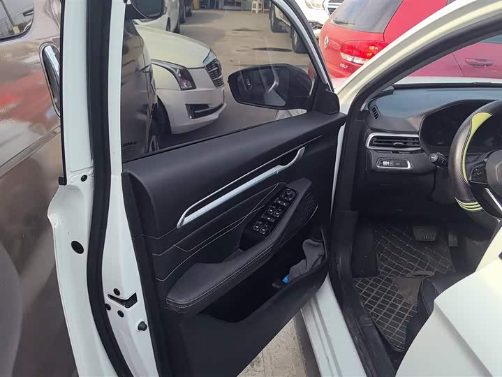 Фото 7 - Geely Emgrand