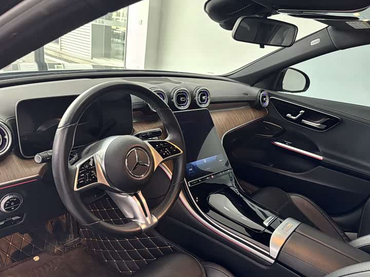 Фото 6 - Mercedes-Benz C-Class