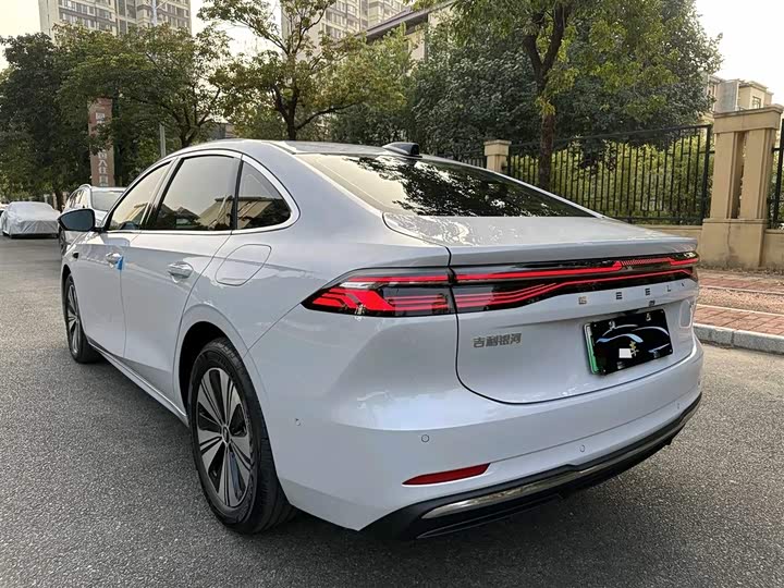 Фото 6 - Geely Galaxy A7