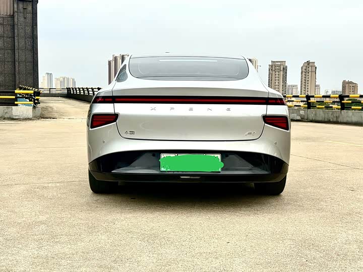 Фото 5 - XPeng P7