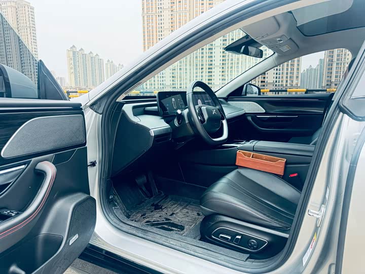 Фото 7 - XPeng P7