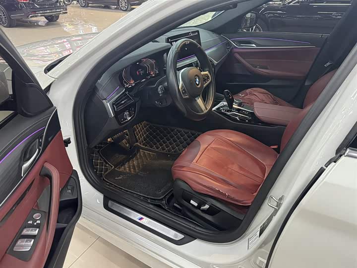 Фото 4 - BMW 5 Series