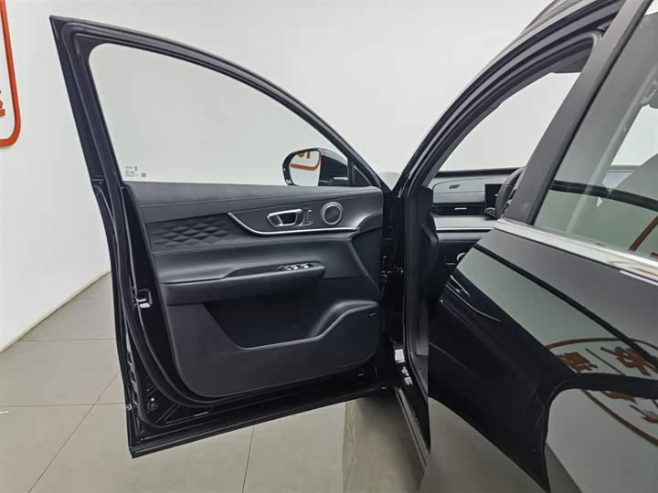 Фото 8 - Chery Fulwin T8