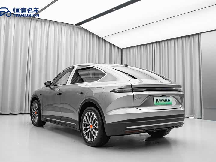 Фото 6 - Nio EC6