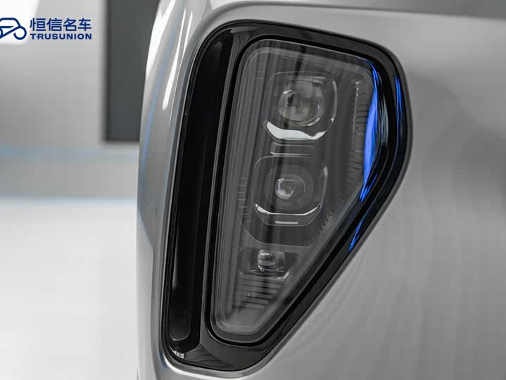 Фото 9 - Nio EC6